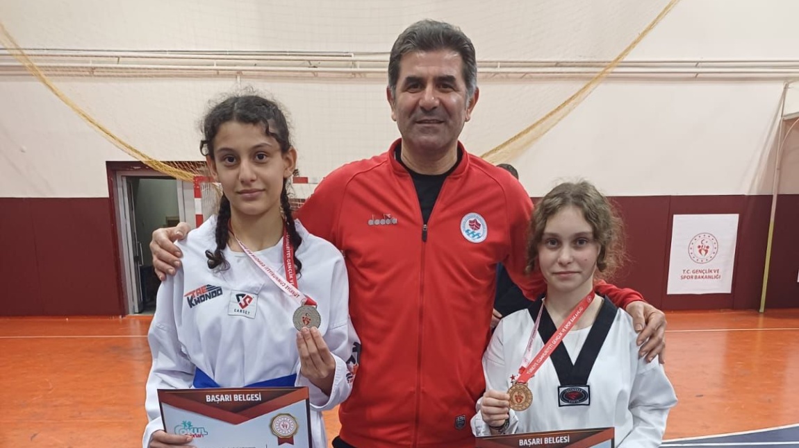 Okul Sporlari Taekwondo Yıldızlar İl Birinciliği Yarışmalarında Derece Aldık